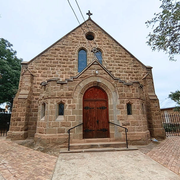 Attractions Oudtshoorn About